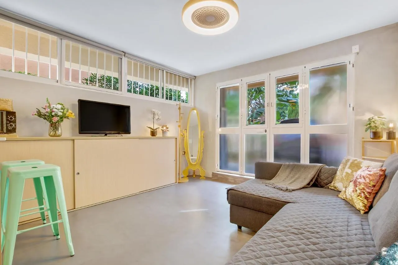 Carlos Beach Ground Floor Apartment & Parking Τορρεμολίνος